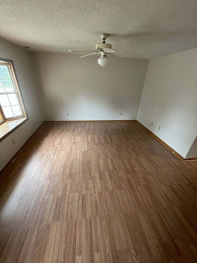 Building Photo - 1612 Bradford Ct