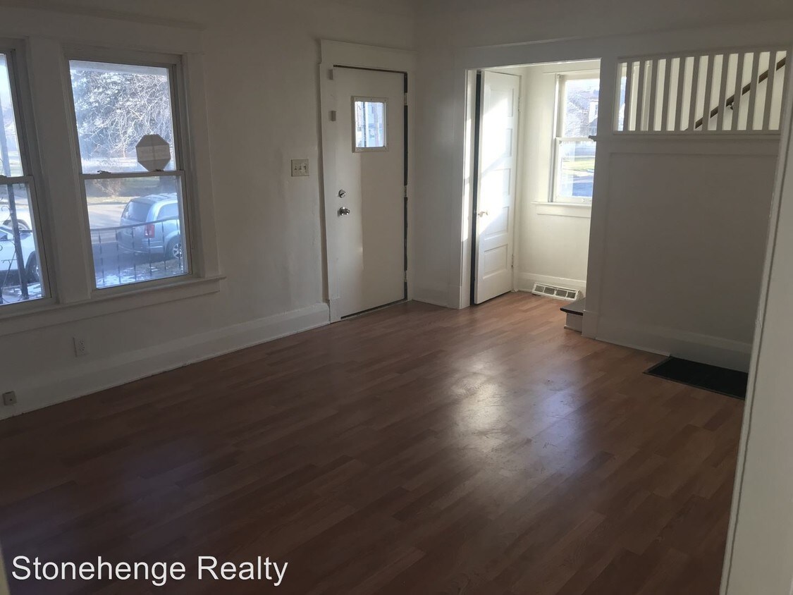 Primary Photo - 2 br, 1 bath House - 916 Clay