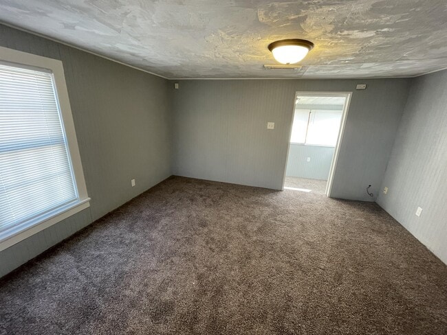 Building Photo - 718 Yuba St