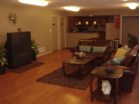 Foto del edificio - 3334 Dixon Ln