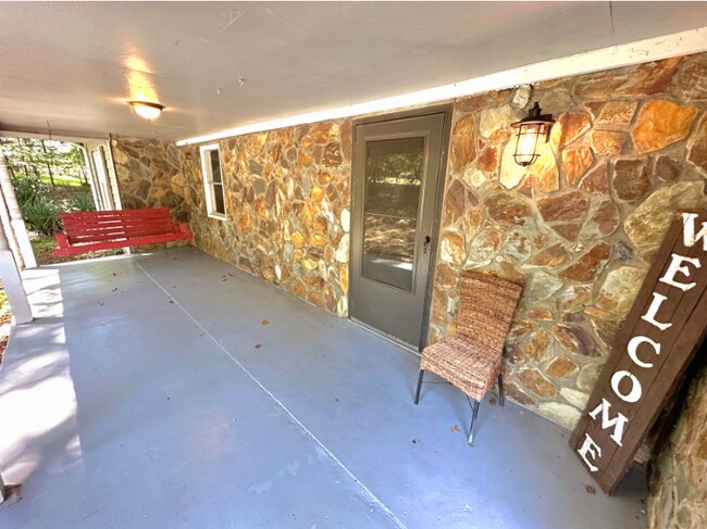 Foto del edificio - 1247 Wooten Dr