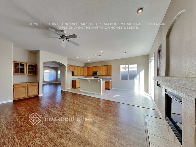 Foto del edificio - 1704 Carswell Ln