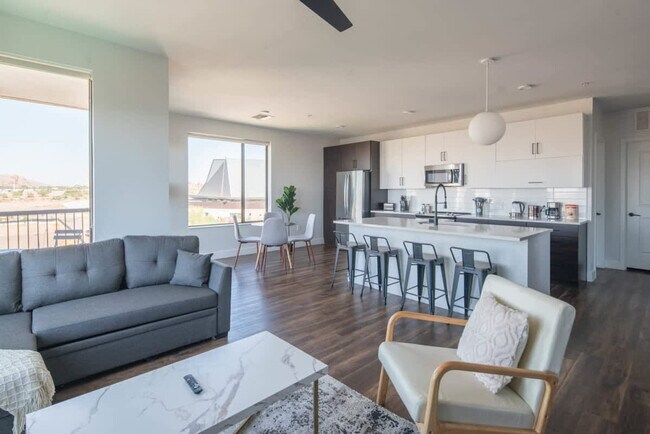 Foto del edificio - 701 W Rio Salado Pkwy