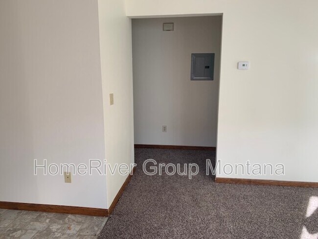 Building Photo - 1830 N Dickens St