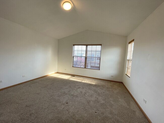 Foto del edificio - 2717 Kendall Crossing