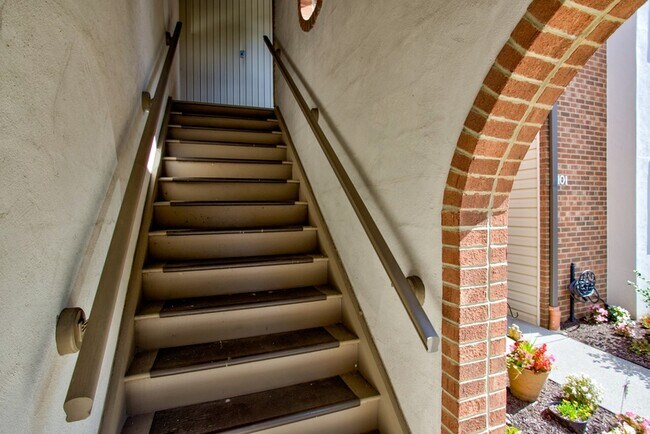 Foto del edificio - 103 Black Oak Dr