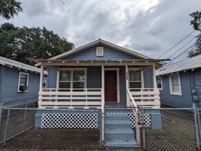 Building Photo - 638 W Jackson St