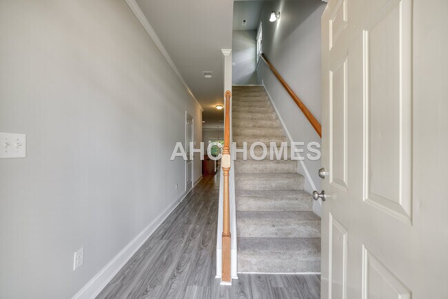 Photo - 2297 Shady Dr House