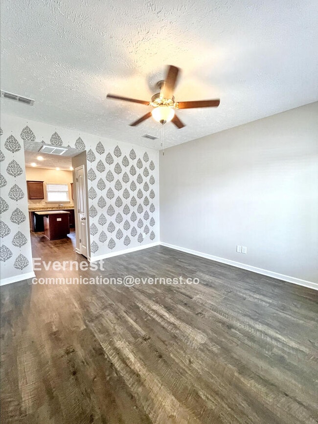 Building Photo - 4099 Saddlecreek Wy