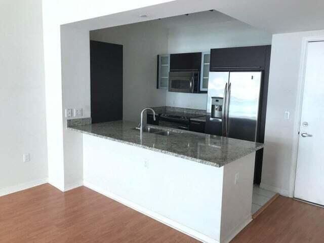 Foto del edificio - 950 Brickell Bay Dr