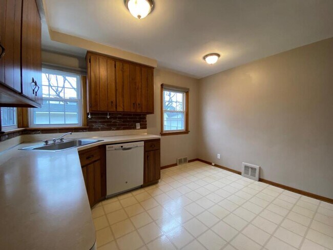Building Photo - 8221 Kenton Avenue