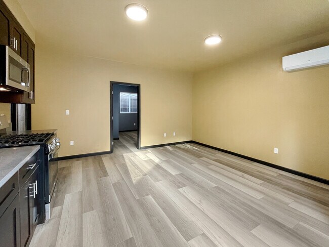 Foto del edificio - 13548 Glamis St