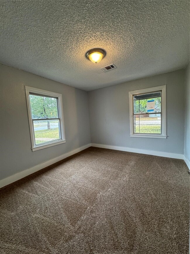 Foto del edificio - 710 Alvin St