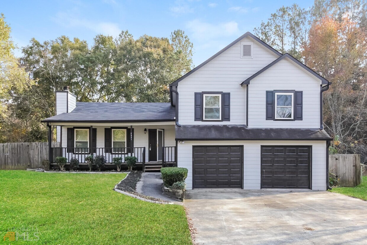 Primary Photo - 1001 Paddocks Way