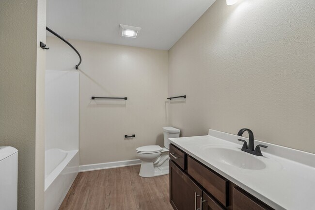 Building Photo - Marshview Apartments