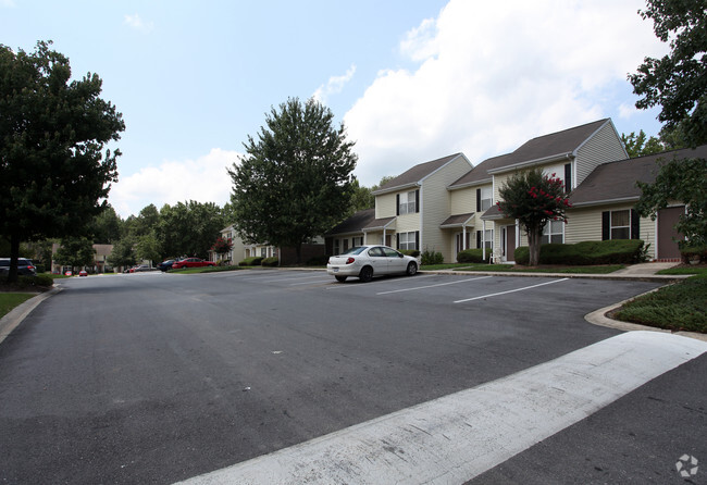 Building Photo - McKenzie Park Apartments