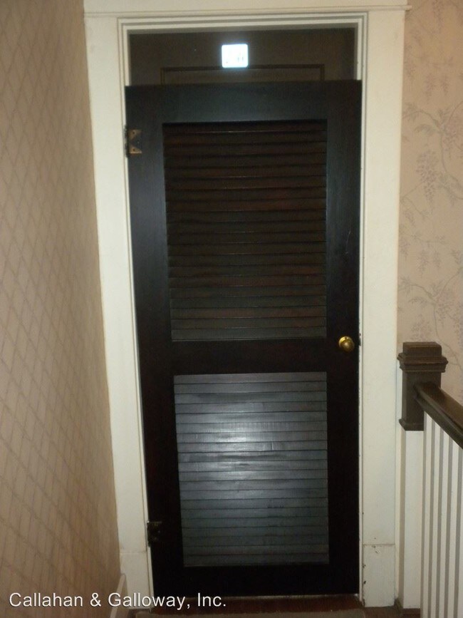 Foto del edificio - 902 Rogers St