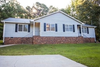 Building Photo - 617 Palm St