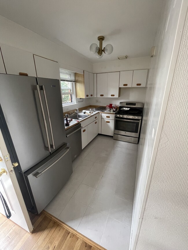 Kitchen - 1739 149th St