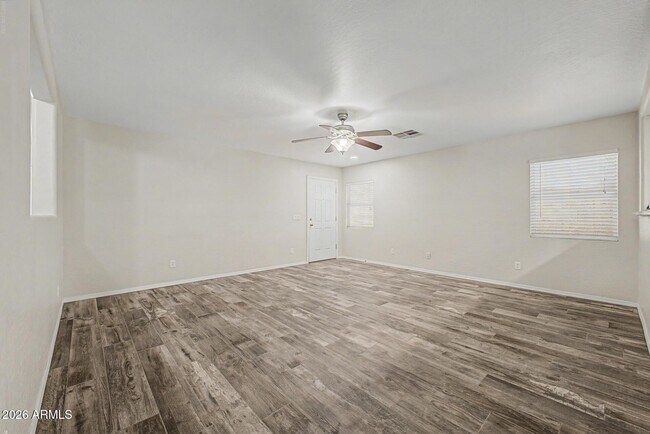 Foto del edificio - 1633 S 225th Ln