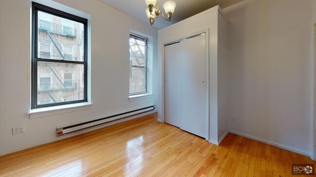 Building Photo - 168 Rivington St