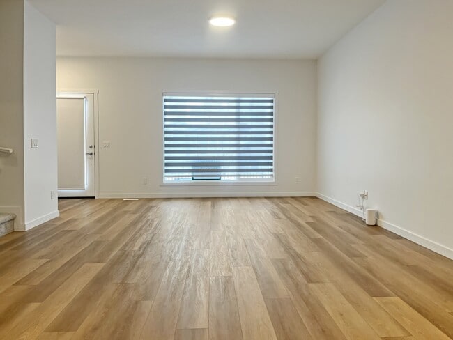 Building Photo - 3118 Challand Ln