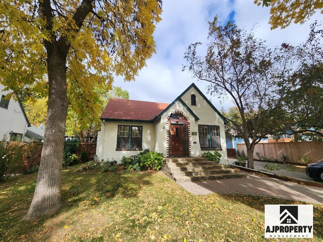Foto del edificio - Charming 3/2 near McKennan Park