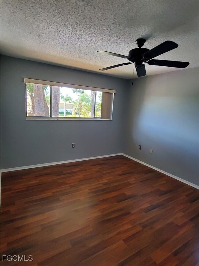 Building Photo - 5713 Foxlake Dr