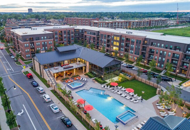 Building Photo - Apartments at the Yard: Parkline