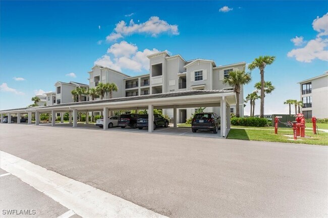 Foto del edificio - 5629 Double Eagle Cir