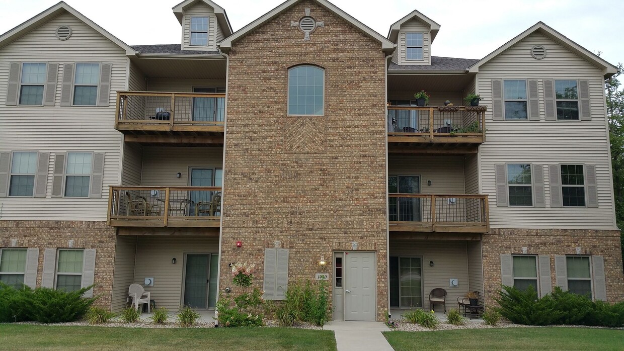 Foto principal - 2 bedroom, 2 bath condo in North Liberty