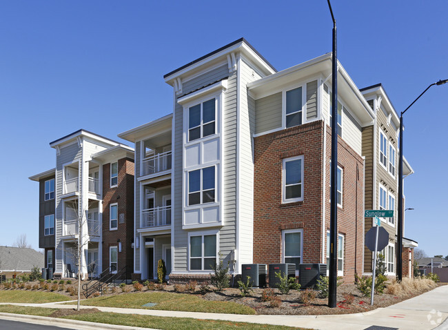 Building Photo - The Village at Washington Terrace