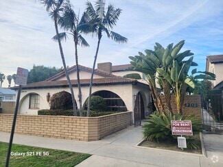 Building Photo - 4201 Green Ave