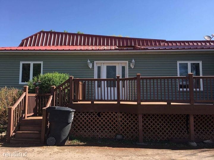 Primary Photo - 2 br, 1 bath House - 775 S 1250 W side B