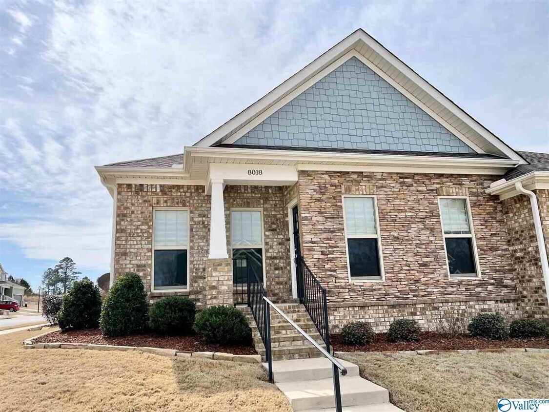 8018 Misty Valley Way, Big Cove, AL 35763 Townhouse for Rent in Big