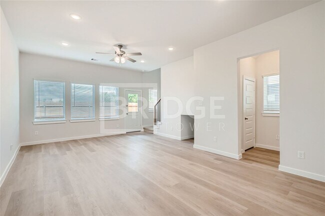 Foto del edificio - 6447 Pne Hts Dr