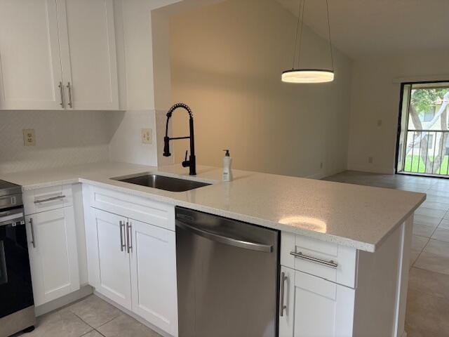 Foto del edificio - 6551 Arleigh Ct
