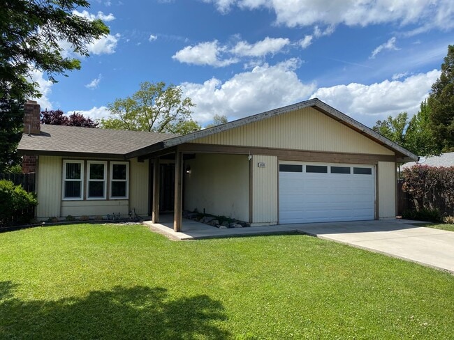 Photo - 2720 Summerfield Drive House