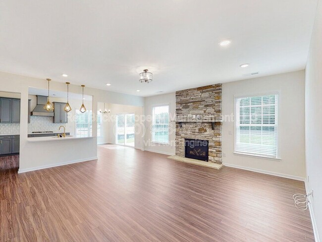 Foto del edificio - 17712 Summers Walk Blvd