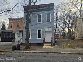 Building Photo - 288 1st St