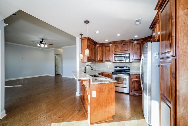 Foto del edificio - 111 Carleighfalls Dr