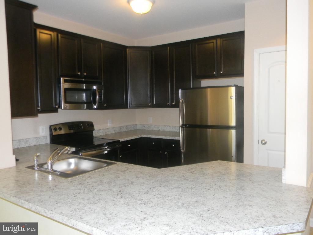 618 Van Gogh Ct, Monroe, NJ 08094 Townhome Rentals in Monroe NJ