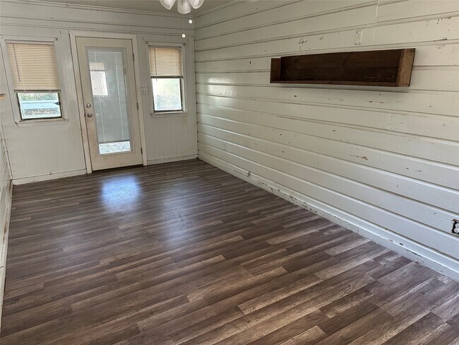 Building Photo - 13820 FM 787