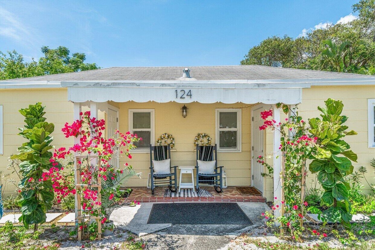 Primary Photo - 124 Mayfield Rd