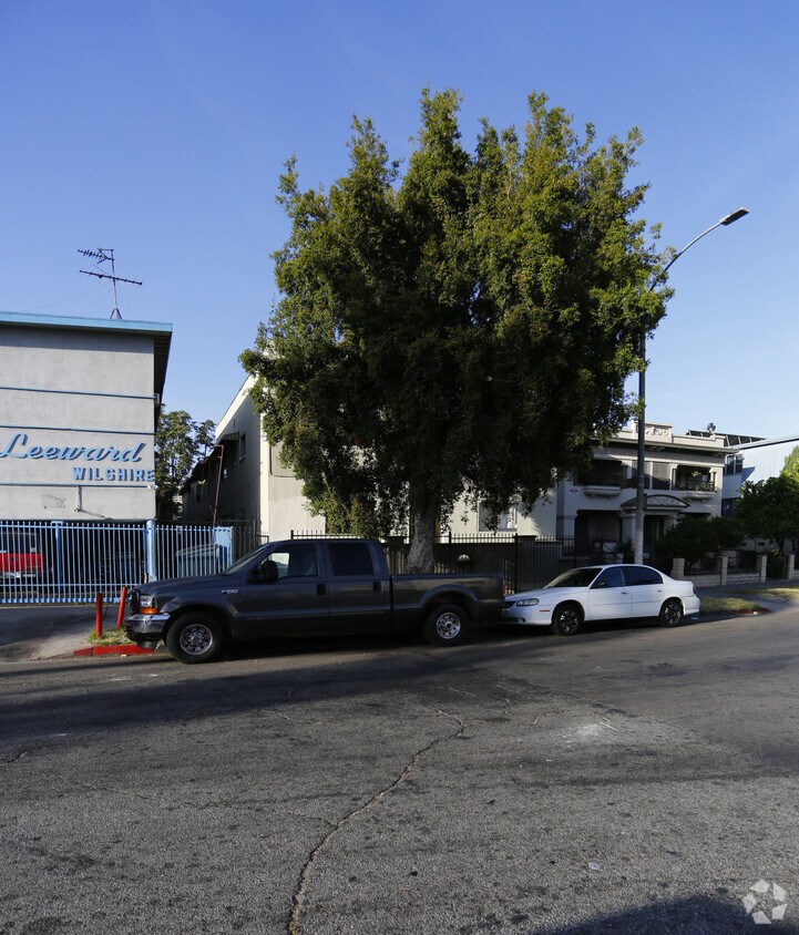 Building Photo - 2874 Leeward Ave