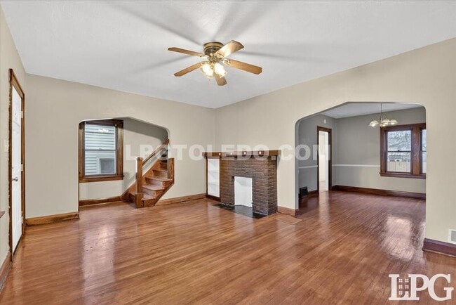 Foto del edificio - 2041 Loxley Rd