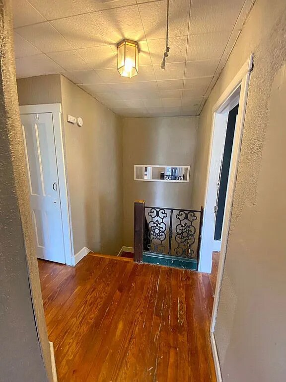 Foto del edificio - 932 E 15th St