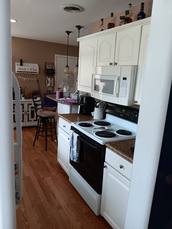 Building Photo - 110 Gorrell Ave