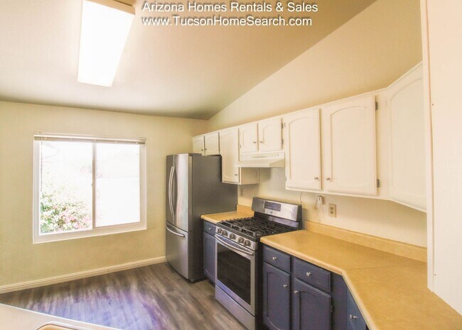 Building Photo - Arizona Homes Rentals and Sales