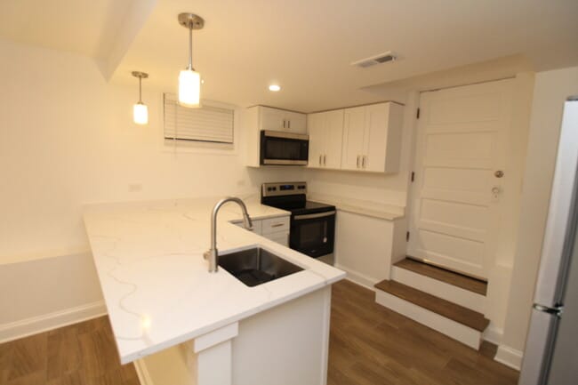 Foto del edificio - 5805 N Richmond St